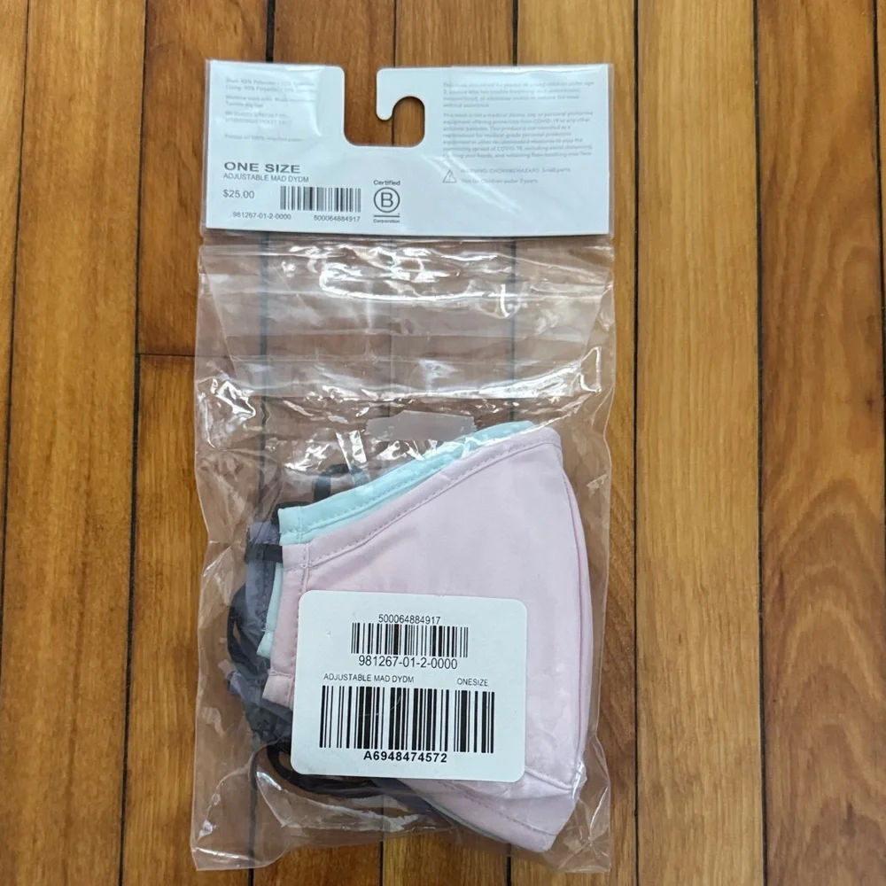 NWT Athleta Girl Pastel and Grey Kids Masks